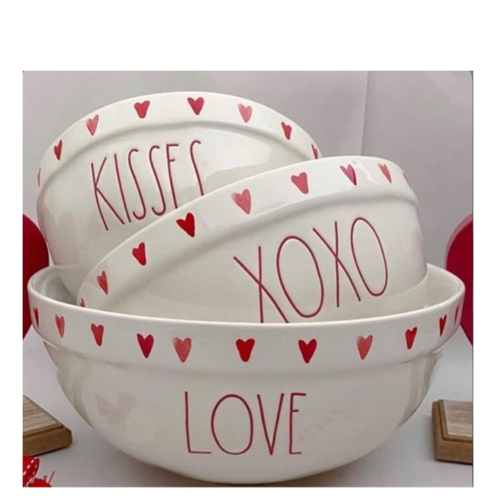 NEW Rae Dunn Ceramic XOXO, Kisses & Love Water Color Hearts Mixing Bowl Set